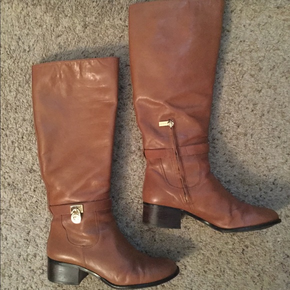 MICHAEL KORS HAMILTON TAN LEATHER RIDING BOOTS, 9 - Picture 3 of 7